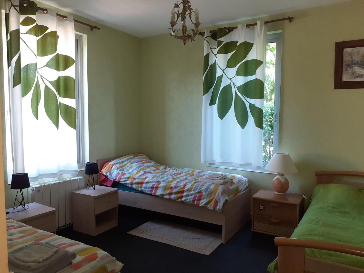Gite 32 Rue Du Huit Mai Freneuse (Yvelines) Exterior foto